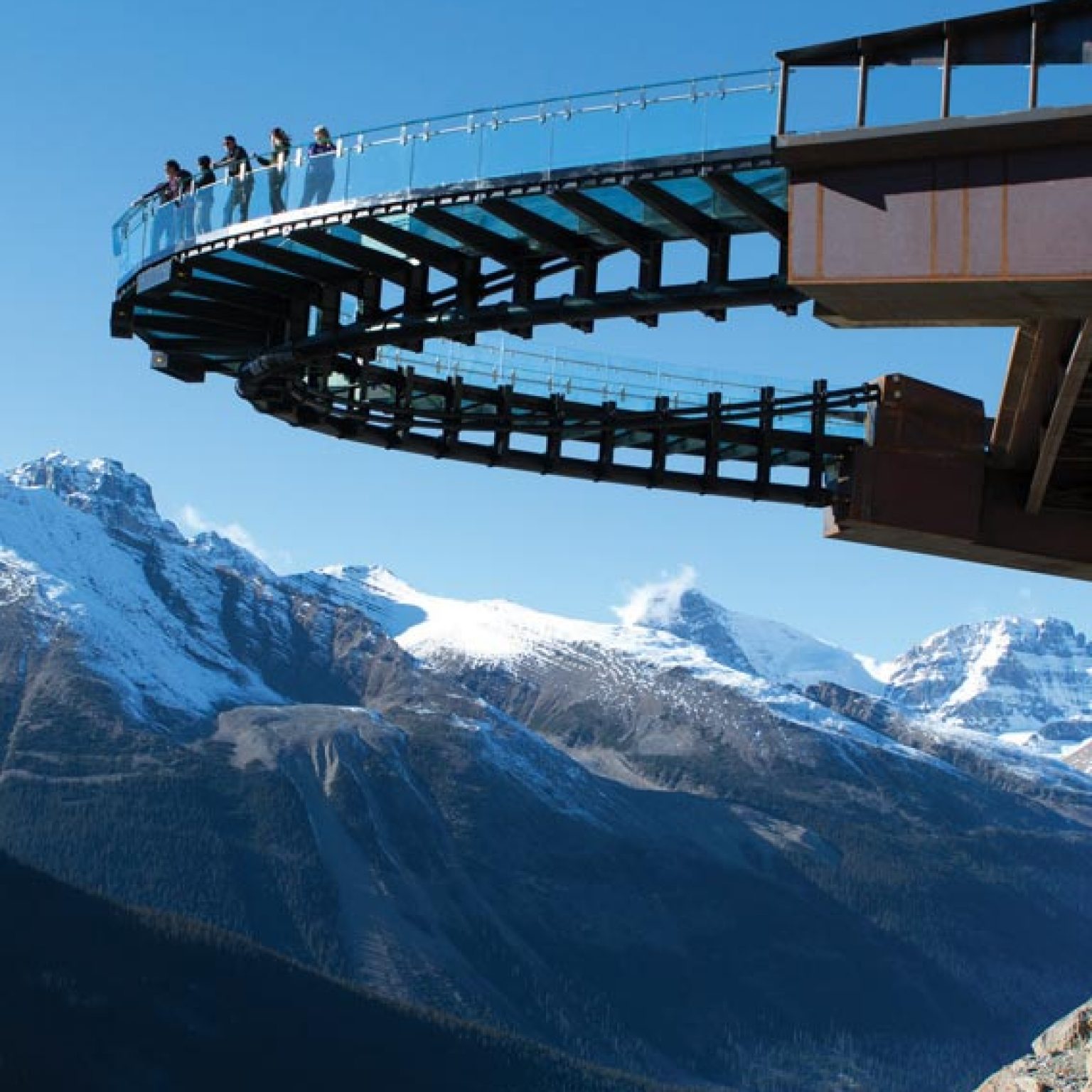 Viewing. Glacier Skywalk в Канаде. Смотровая площадка Альтберг Швейцария. Самые крутые смотровые площадки в горах. Смотровая площадка на природе.