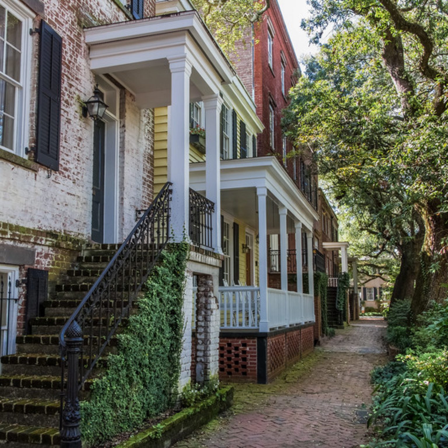 Travel Bucket List Series Savannah Lifeatmyownpace   Canva Historic District Savannah Georgia USA 1536x1536 